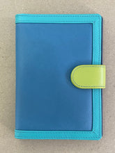 snap passport case