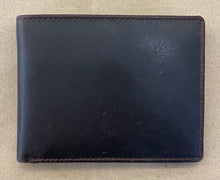 bi fold with removable flap