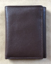 tri-fold with center facing card slots RFID