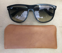 classic eye glasses case